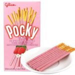 47946 8851019010014 glico pocky gusto fragola thai 45g